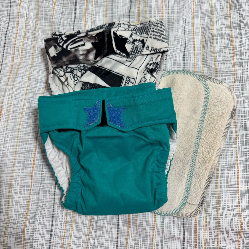 Ragababe All in One Lot - Size Medium, Teal and Newspaper